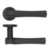 Oscuro Matt Black